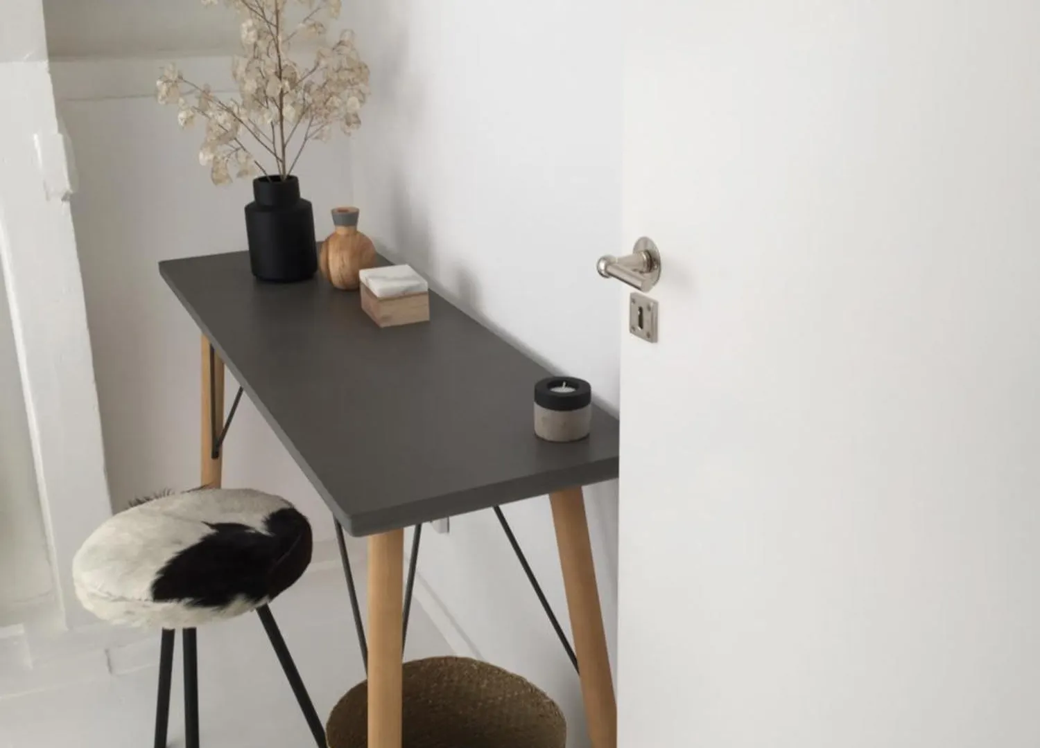 Two Bedroom Apartment In Historic Canalhouse From 1618 - City Centre Amsterdam